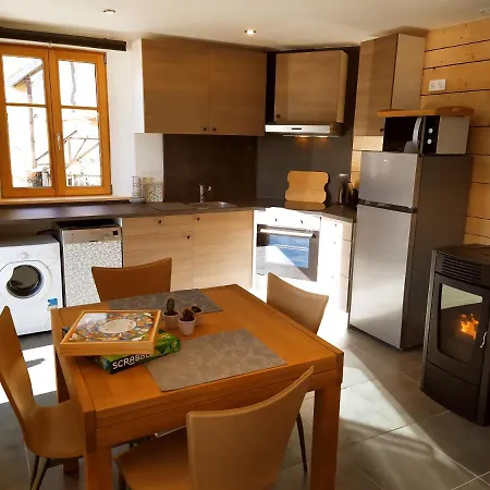 Vakantiehuis Du Fourperet-parc Naturel Du Haut-jura Longevilles-Mont-dʼOr